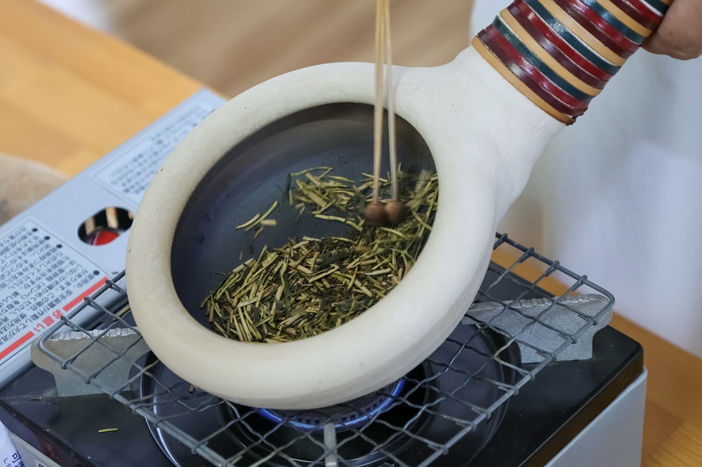 土佐茶ツーリズム・茶缶作り＆焙煎体験（約2時間30分）