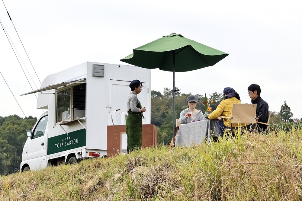  日本茶指導師帶領的絕景體驗 土佐茶寮「山之燈」＜私人茶席體驗＞
