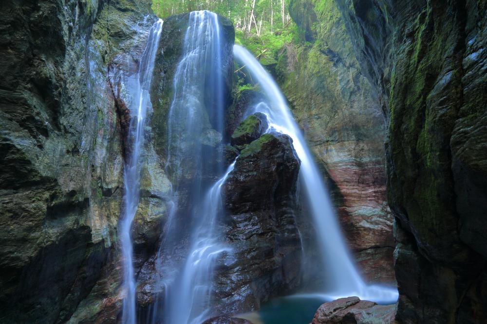 Niyodo Blue Spot “Nakatsu Gorge” 