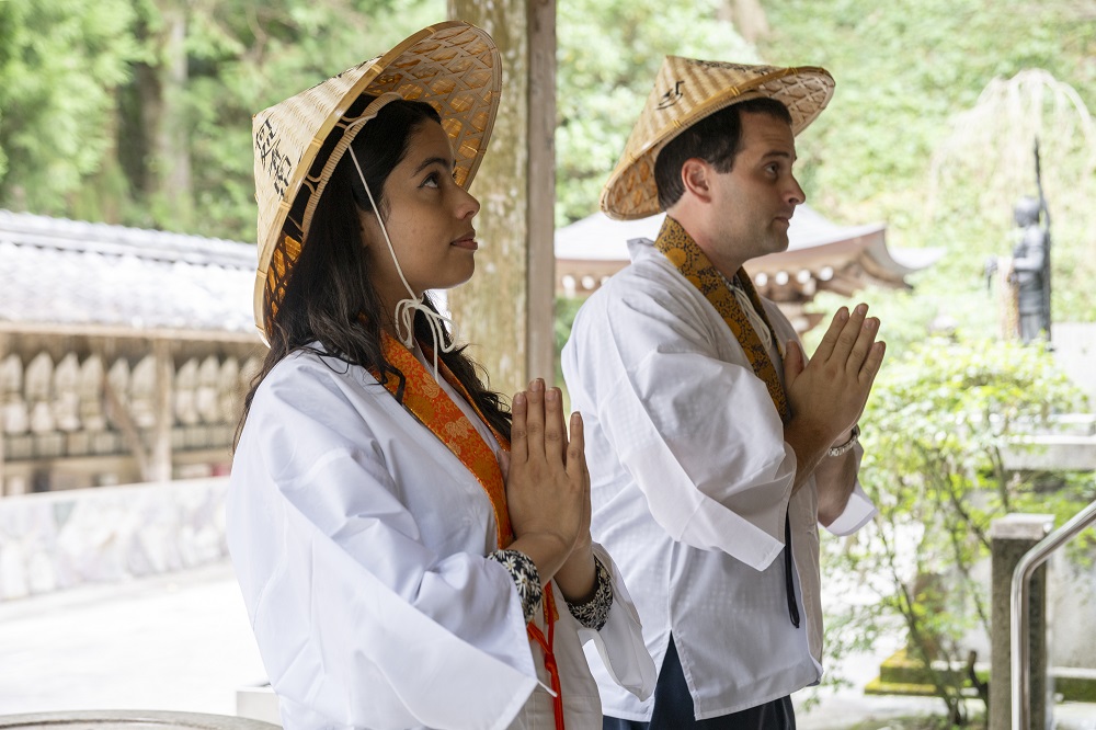 ～Enjoy the clear stream and Japanese culture ～ “Yakatabune” boat ride and “Mini Pilgrimage Experience” on the miraculous clear stream Niyodo River [5 hours, no guide, lunch included］